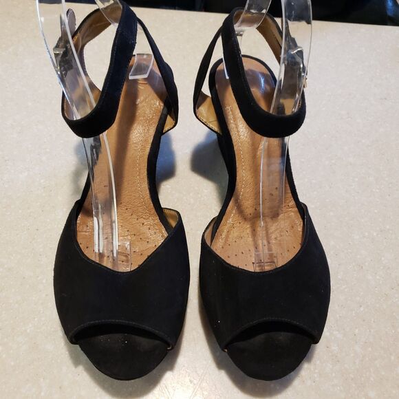 Clarks Flores Raye Black Suede Peek-Toe Wedges - Size 9.5M - Picture 2 of 8